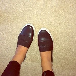 Calvin Klein Sneakers/Flats